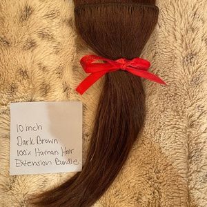 - 100% Human Hair can be washed, blowdried and curled!